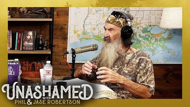 Phil Robertson Could've Been an NFL Quarterback. This One Act of Kindness Made it Possible