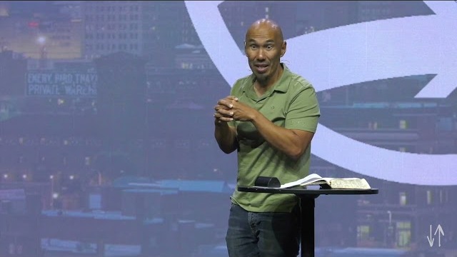 A Life Surrendered to God | Francis Chan at Life Mission Church