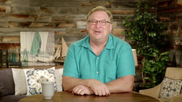 Learn About What Makes a Hero with Pastor Rick Warren