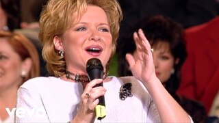 Jeff & Sheri Easter, Charlotte Ritchie - Morning's Coming [Live]
