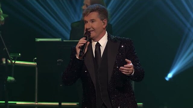 Daniel O'Donnell - My Shoes Keep Walking Back To You [Live at Millennium Forum, Derry, 2022]