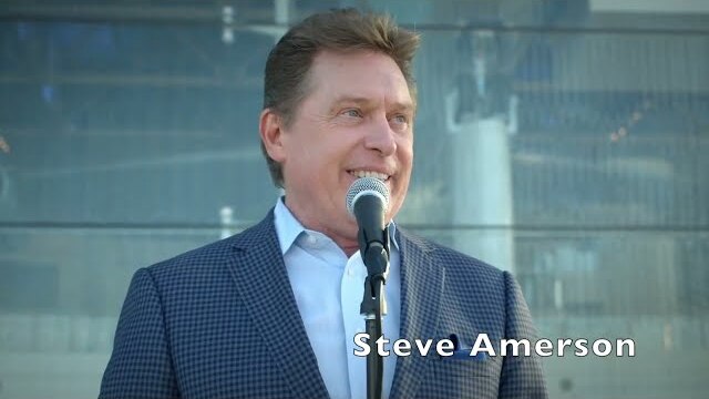 America the Beautiful sung by Steve Amerson at the Reagan Library with scenic views.