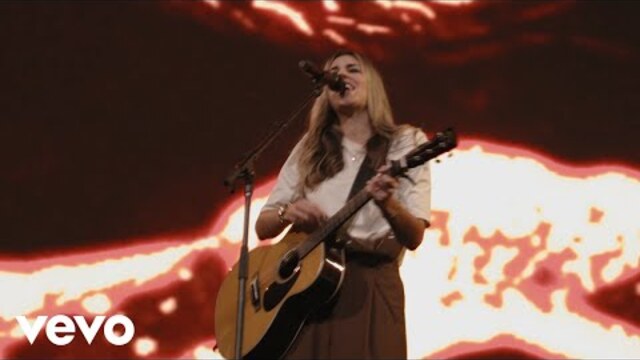 Passion, Brooke Ligertwood - A Thousand Hallelujahs (Live From Passion 2022)