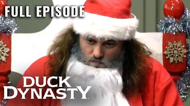 Duck Dynasty: Willie Plays Santa Claus (S2, E13) | Full Episode
