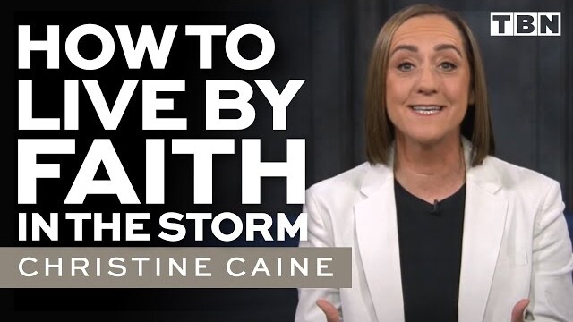 How God Moves In Difficult Moments | What To Do In The Middle Of The Storm | Christine Caine