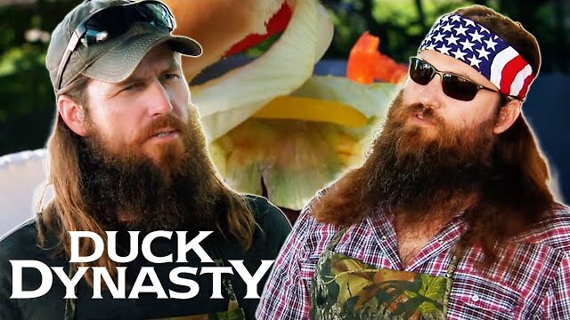Who Makes the TASTIEST Burger? (Season 5) | Duck Dynasty