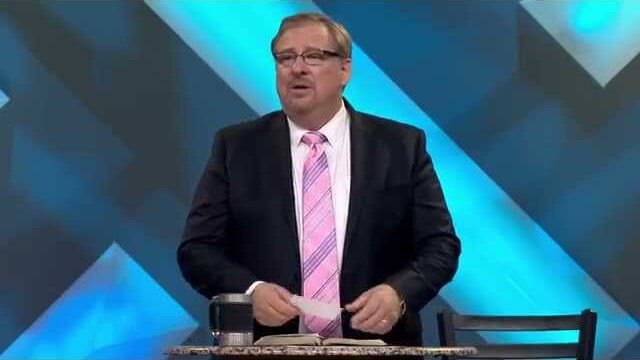 Learn How To Honor Your Parents With Pastor Rick Warren