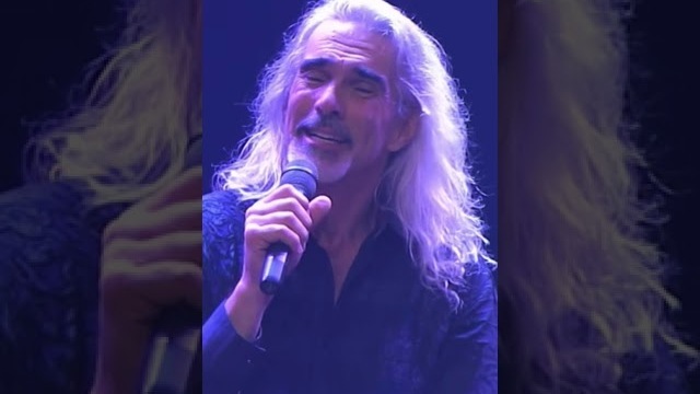 This year marks 10 years of Guy Penrod’s Hymns album! 🎉 What is your favorite hymn? Comment below!