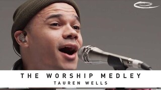 TAUREN WELLS ft. Davies - The Worship Medley: Reckless Love, O Come to the Altar, Great Are You Lord