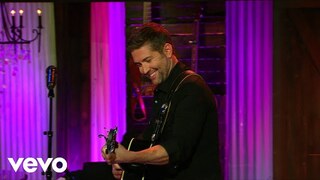 Josh Turner - Swing Low, Sweet Chariot (Live From Gaither Studios)