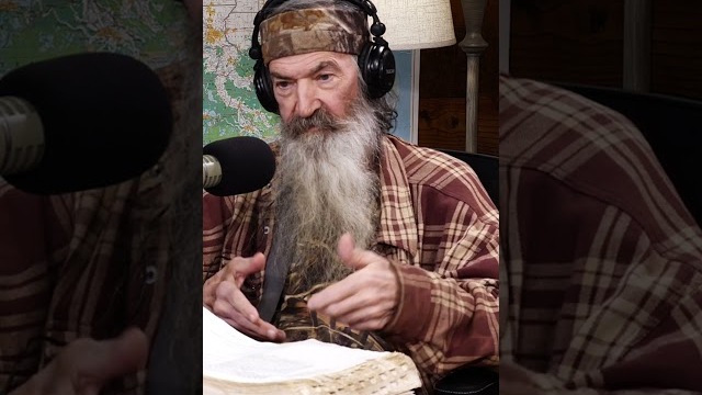 Phil Robertson OUTSMARTED Some Fish Thieves