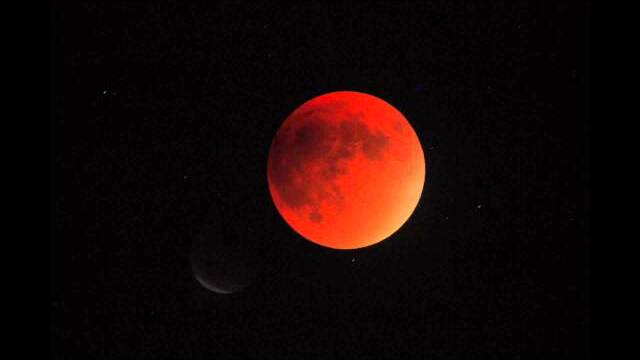 Super Blood Moon as seen from Crab Orchard Lake in Illinois!