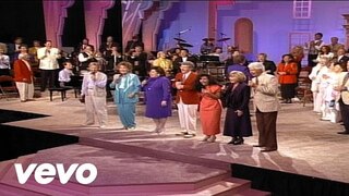 Bill & Gloria Gaither - I'm Saved (And I Know That I Am) [Live]