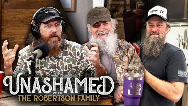Jase Is Astonished by What Dr. Oz Says About Uncle Si & Willie Suffers a Tea Accident | Ep 885