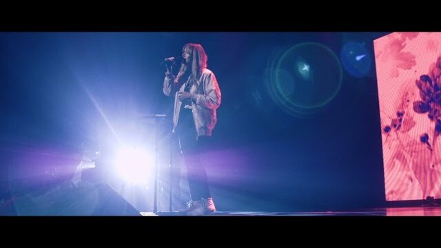 Face To Face (Live) - Hillsong Young & Free