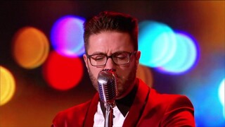 Danny Gokey - Santa Claus Is Comin' To Town