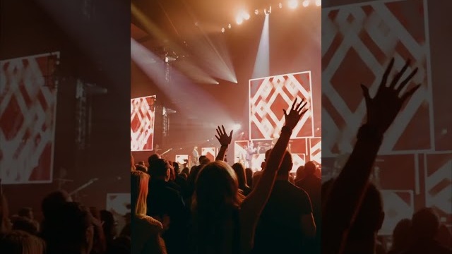 Hands up for He Reigns 🙌🏻 Two more weeks of the Always Only Jesus Tour! Who’s coming?!